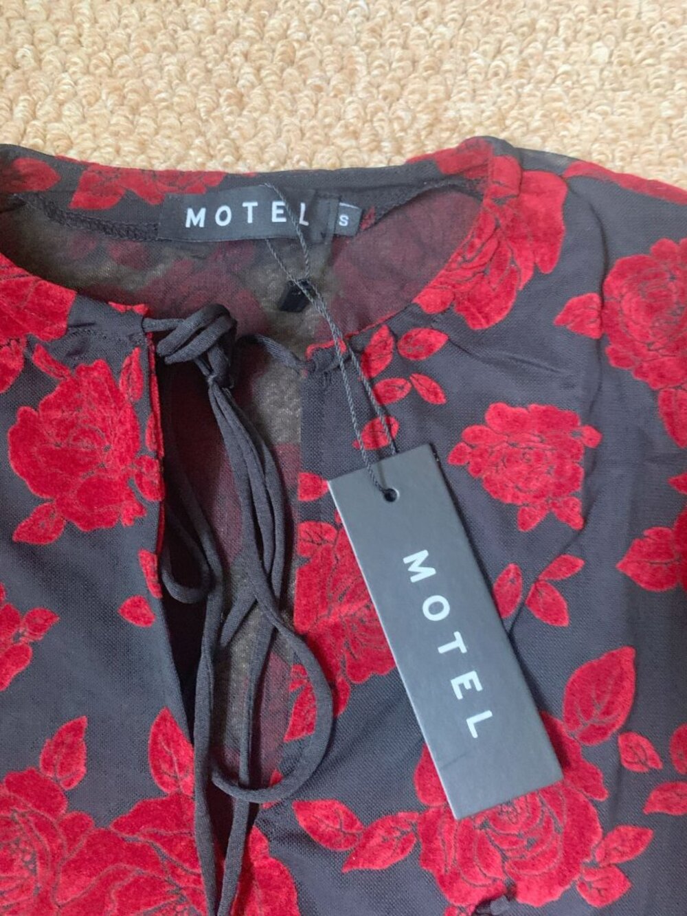 Motel Rocks Red Rose Flocked Mesh Bodysuit Size S NWT - Picture 5 of 7